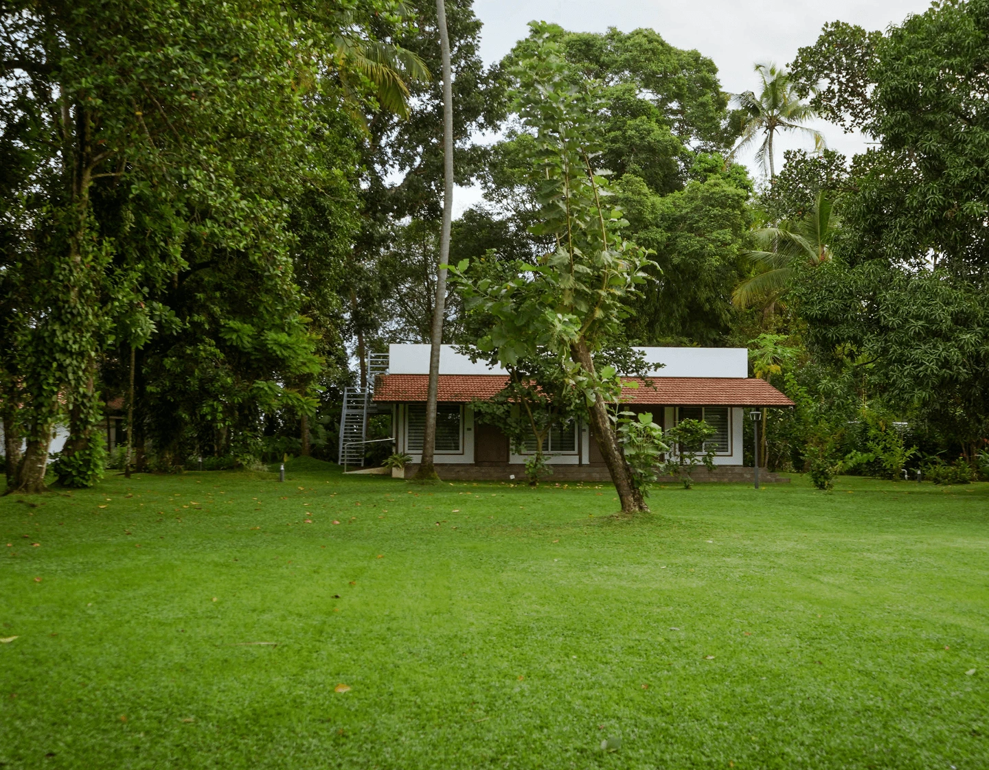 Pavizhamali Cottage at Giby Farm